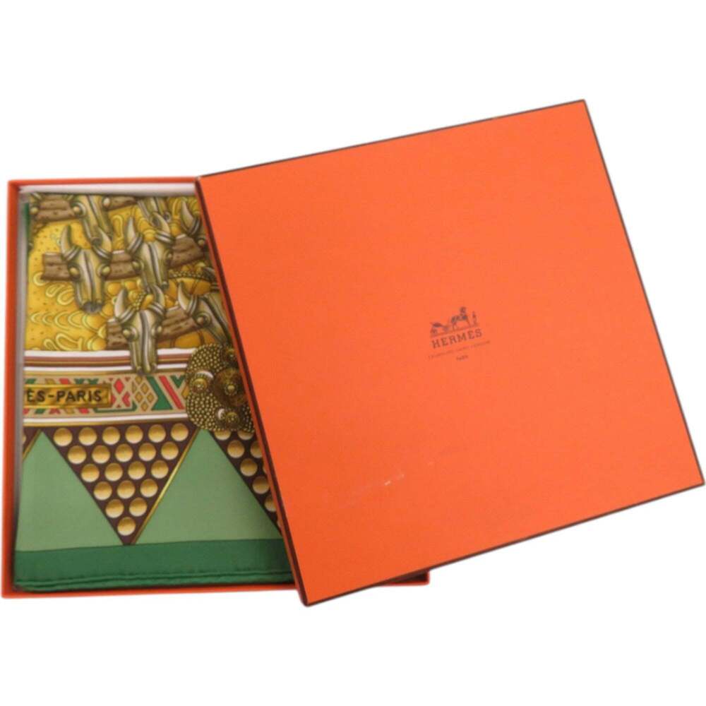 HERMES Authentic Green Silk Scarf - Picture 2 of 4
